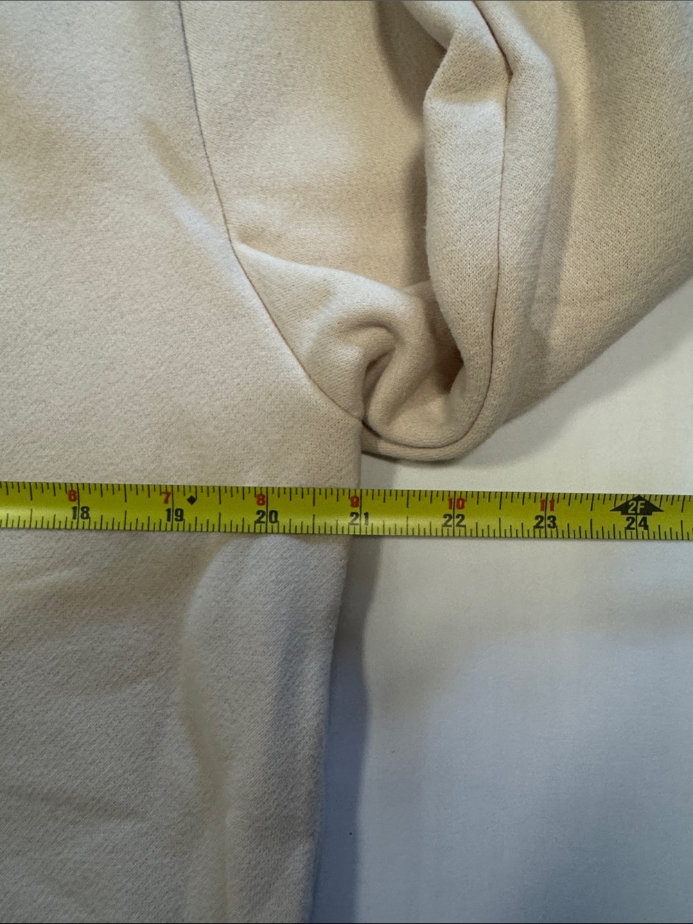Men Sweaters Subcategory Classification - Picture 7 of 9